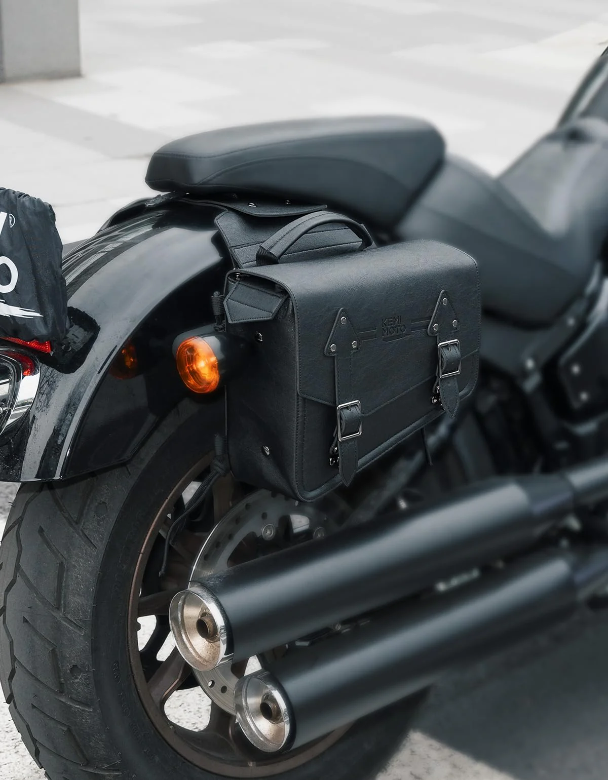 11L Leather Saddlebags for Sportster 883 1200 Softail - Image 6