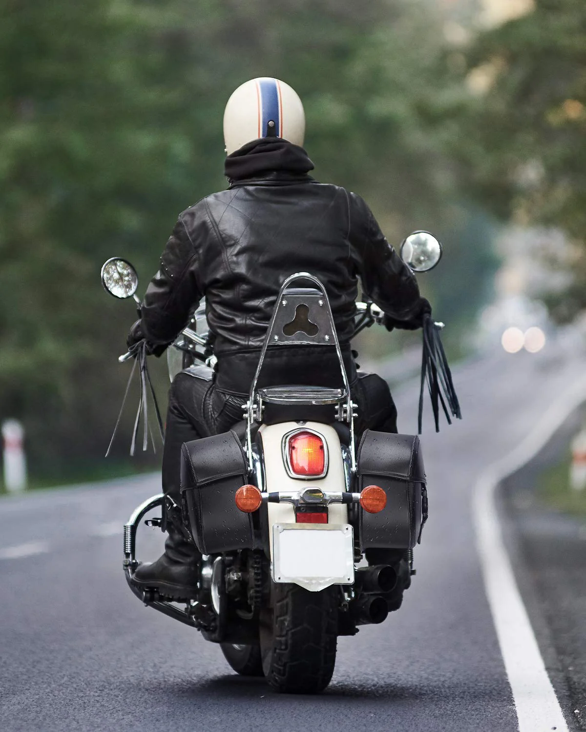 24L PU Leather Motorcycle Saddlebags - Image 5