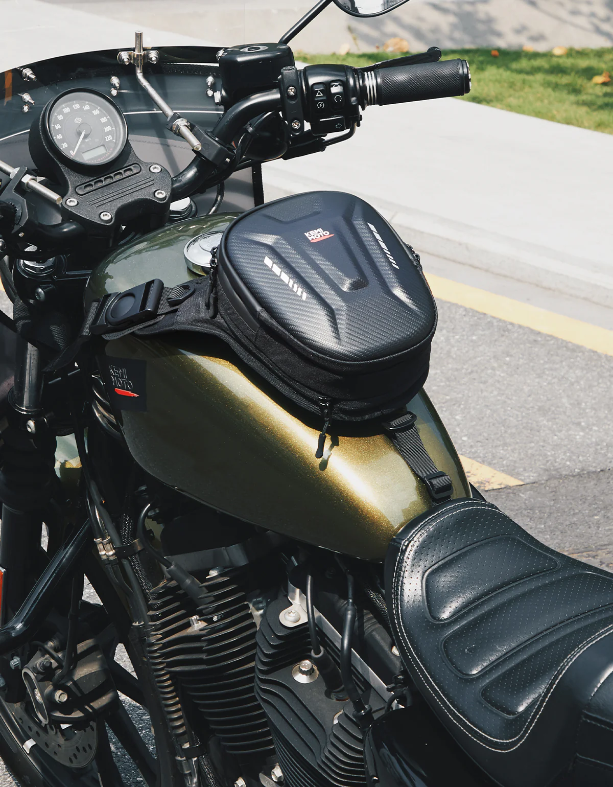 Motorcycle Tank Bag, 12L EVA Hard Shell Thigh Bag - Image 4